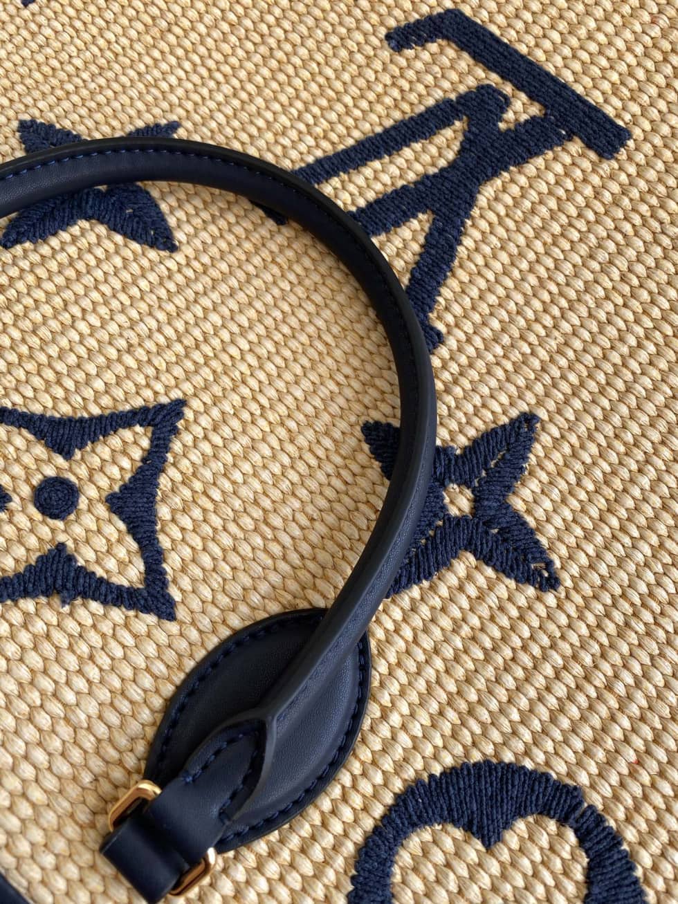 L0vis Vvtt0n OnTheGo Monogram Giant Raffia Tote