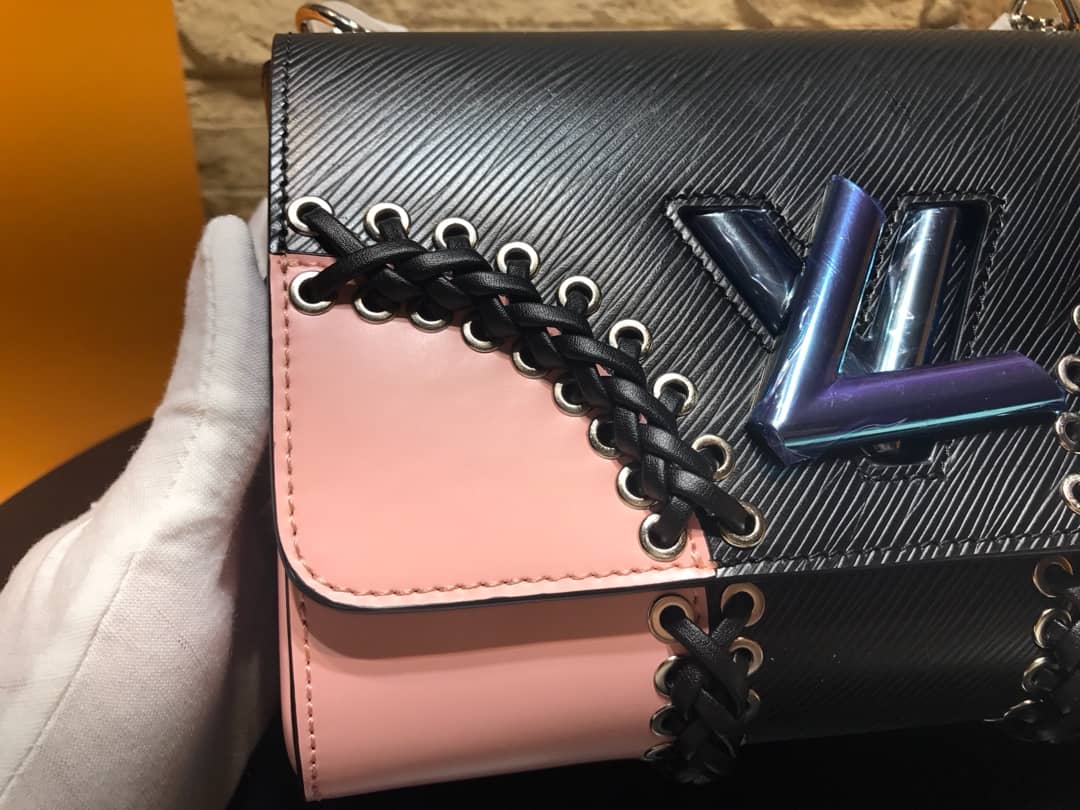 L0vis Vvtt0n Replica Twist MM Epi Leather Bag Pink
