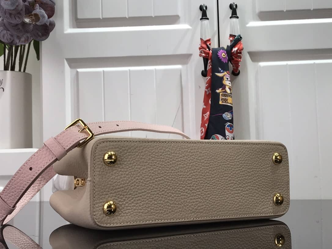 L0vis Vvtt0n Capucines MM 2way Leather Replica Shoulder Bag Apricot M57523