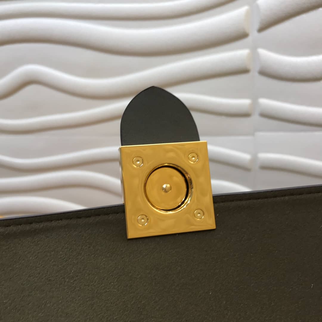 L0vis Vvtt0n Locky BB 2way Replica Crossbody Bag M44797