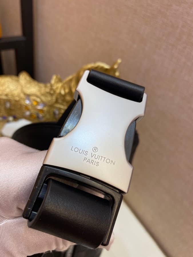 L0vis Vvtt0n Campus Damier Infini Replica Bumbag N40298