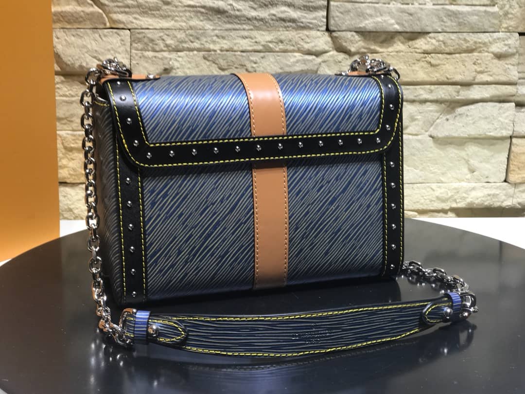 L0vis Vvtt0n Twist MM Bag Blue M50296 Replica