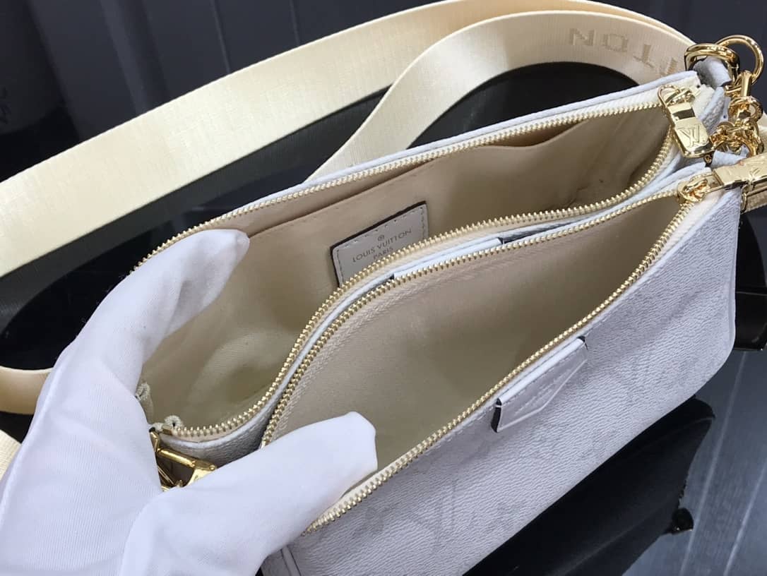 L0vis Vvtt0n Monogram Canvas Multi Pochette Replica White M44823