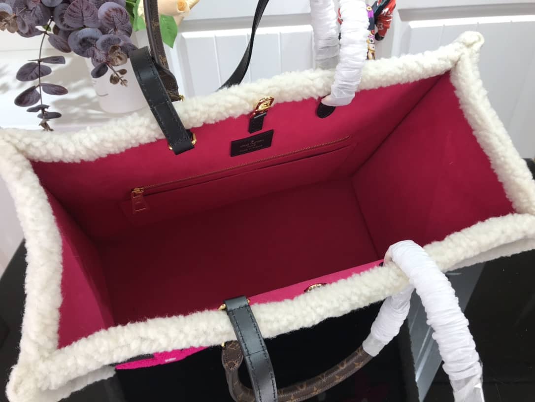 L0vis Vvtt0n Onthego GM Leather Shearling Bag Black Replica M56958