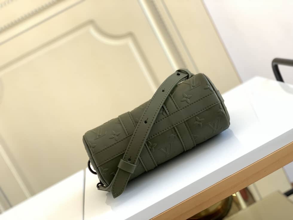 L0vis Vvtt0n Keepall XS M57961 Replica Shoulder Bag