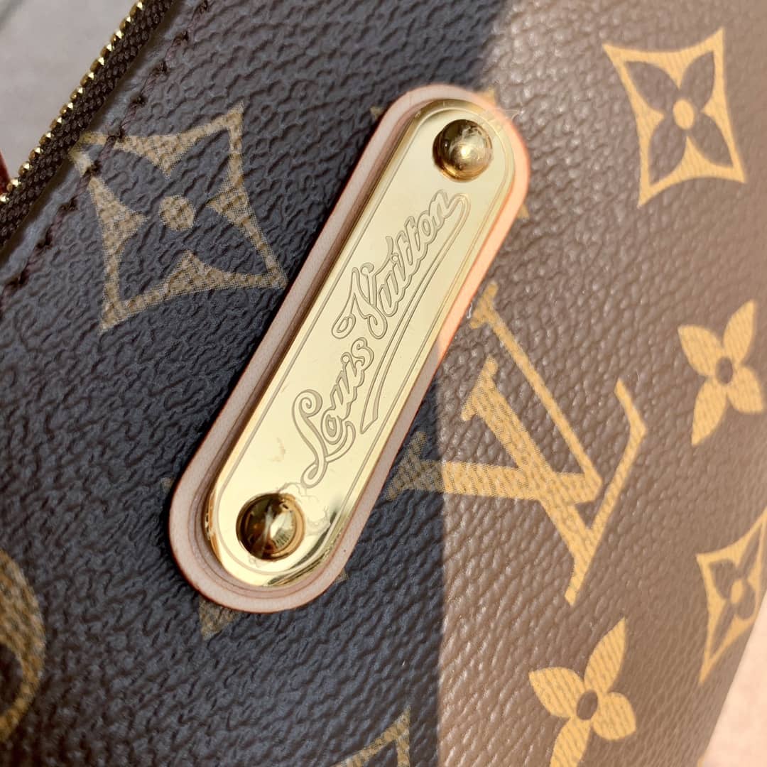 L0vis Vvtt0n Eva Monogram Chain Replica Shoulder Bag M95567