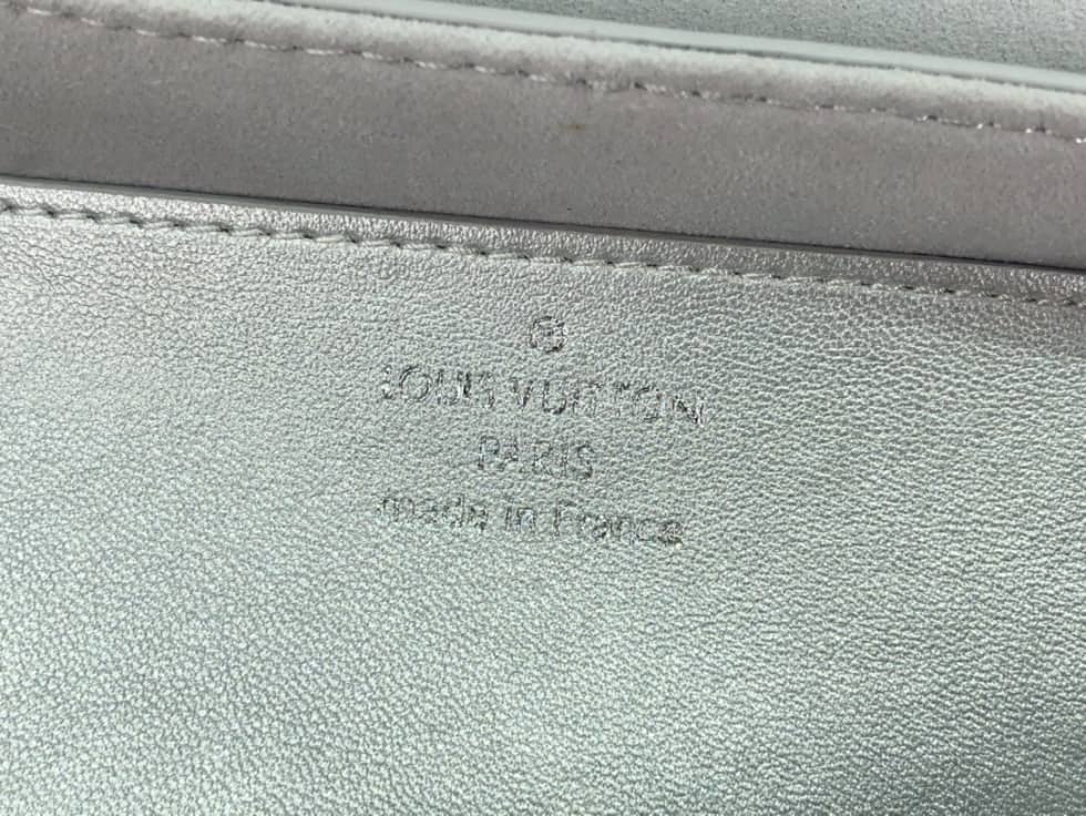 L0vis Vvtt0n Replica Bags Twist PM Leather M59031 Replica Crossbody Bag