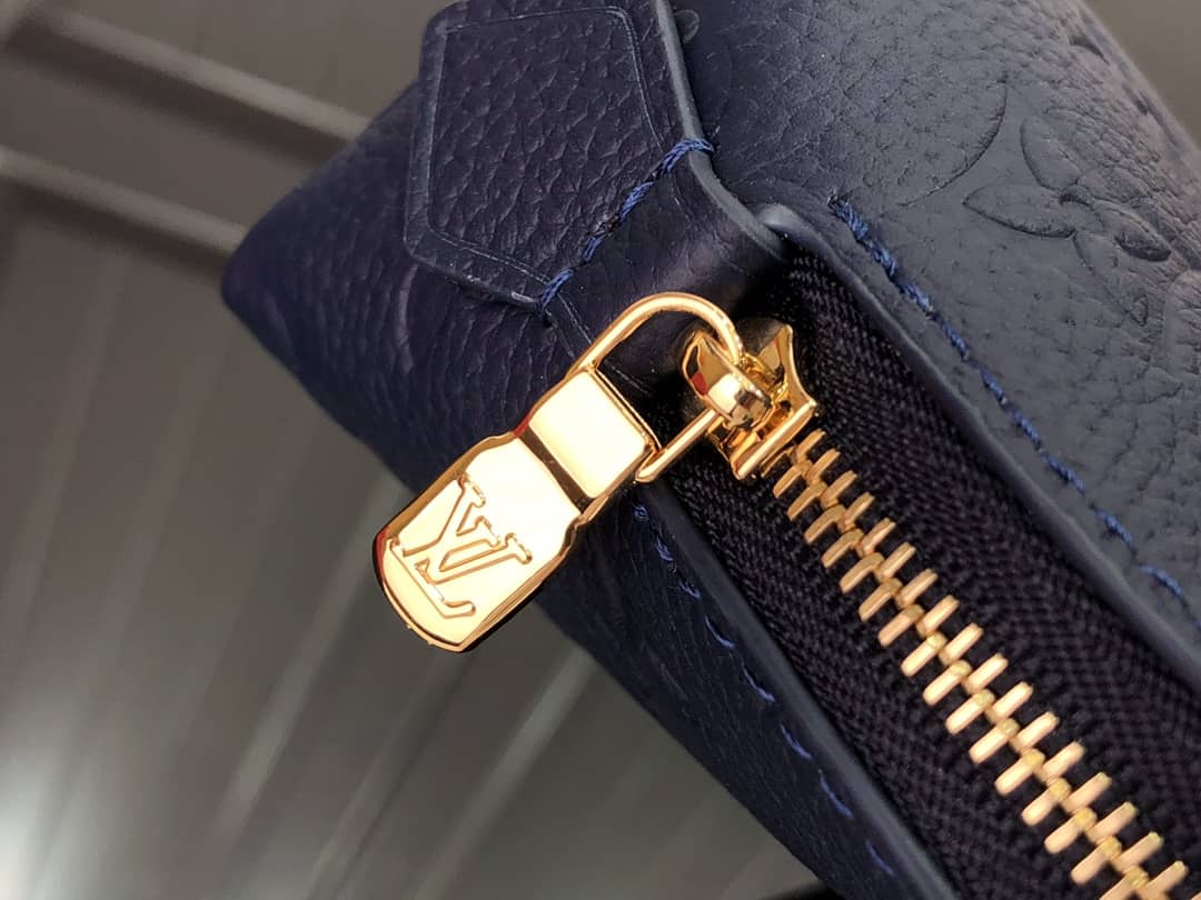 L0vis Vvtt0n Pochette Dupe Monogram Cosmetic Pouch  Blue M47515