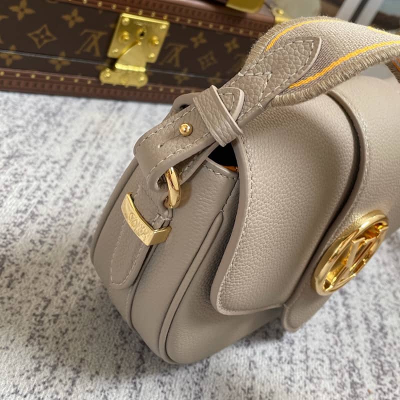 L0vis Vvtt0n Pont 9 Soft MM Grained Calfskin Leather Replica Bag Brown M58968