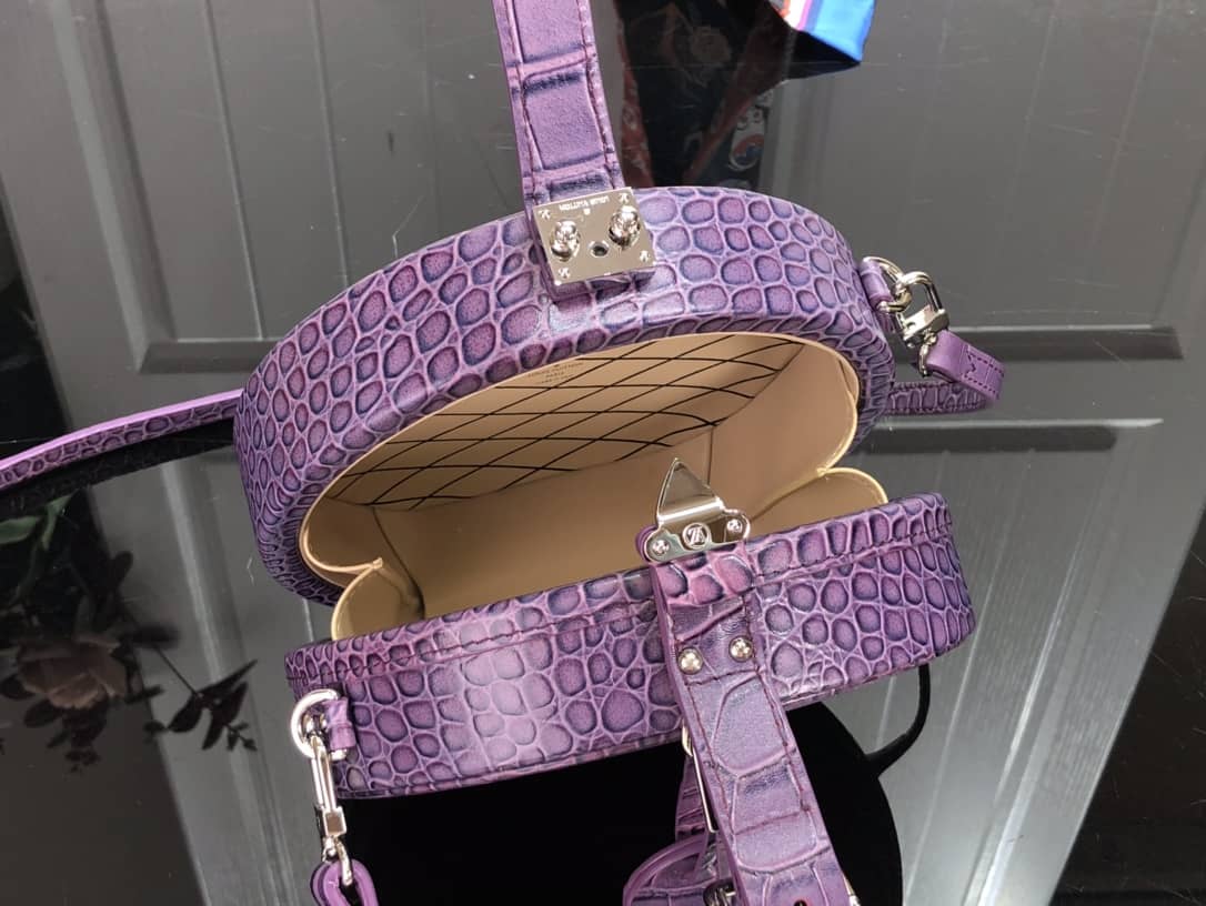 L0vis Vvtt0n Petite Boite Chapeau Crocodilien Brillant Replica Bag Purple N93597