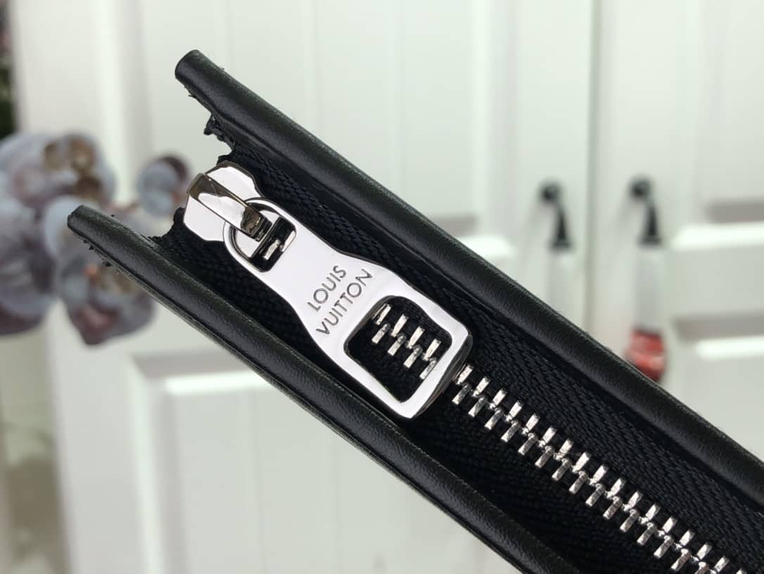 L0vis Vvtt0n Sunset Monogram Multicolor Voyage Replica Pochette Blue M45941