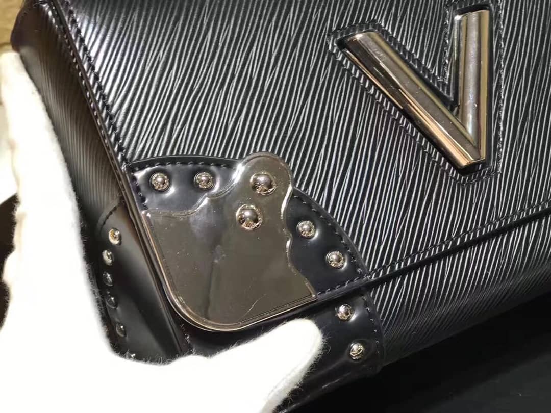 L0vis Vvtt0n Replica Twist MM Epi Leather Bag Black