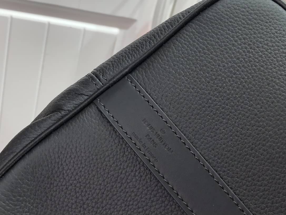 L0vis Vvtt0n Keepall Bandouliere 40 Replica Bag M57088