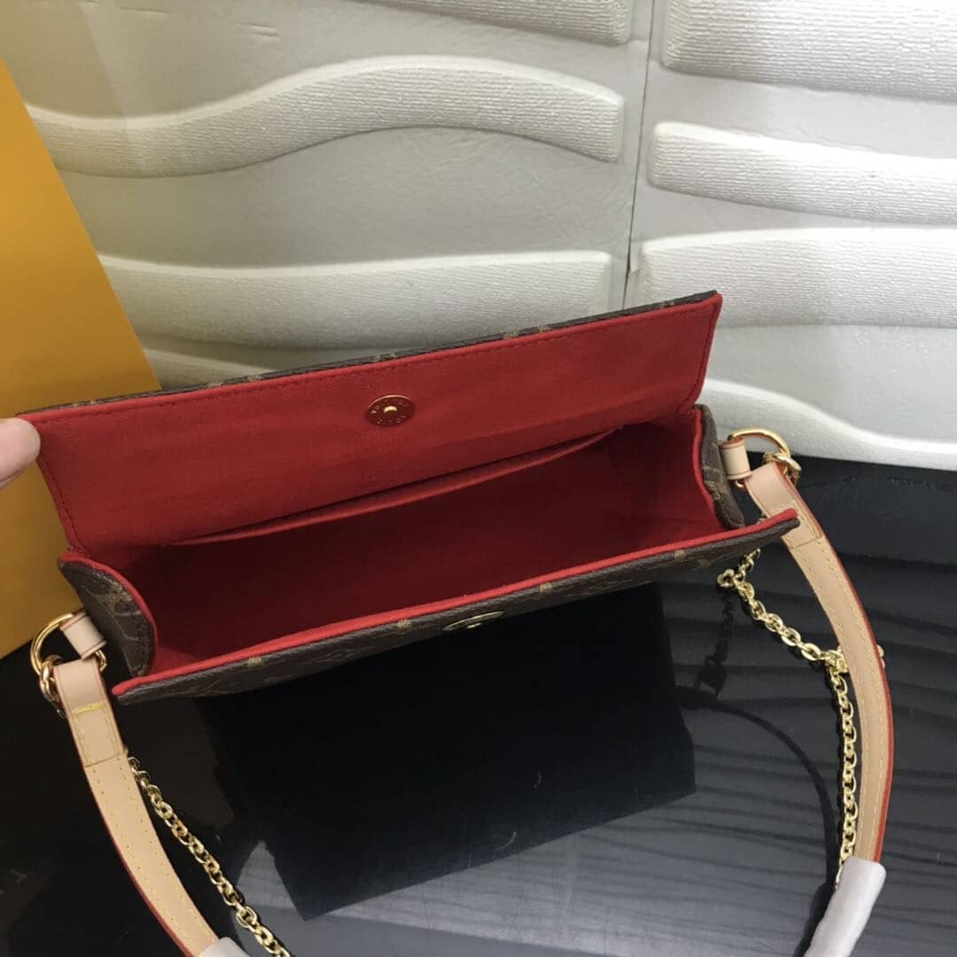 L0vis Vvtt0n Monogram Recital Replica Leather Shoulder Bag M51900