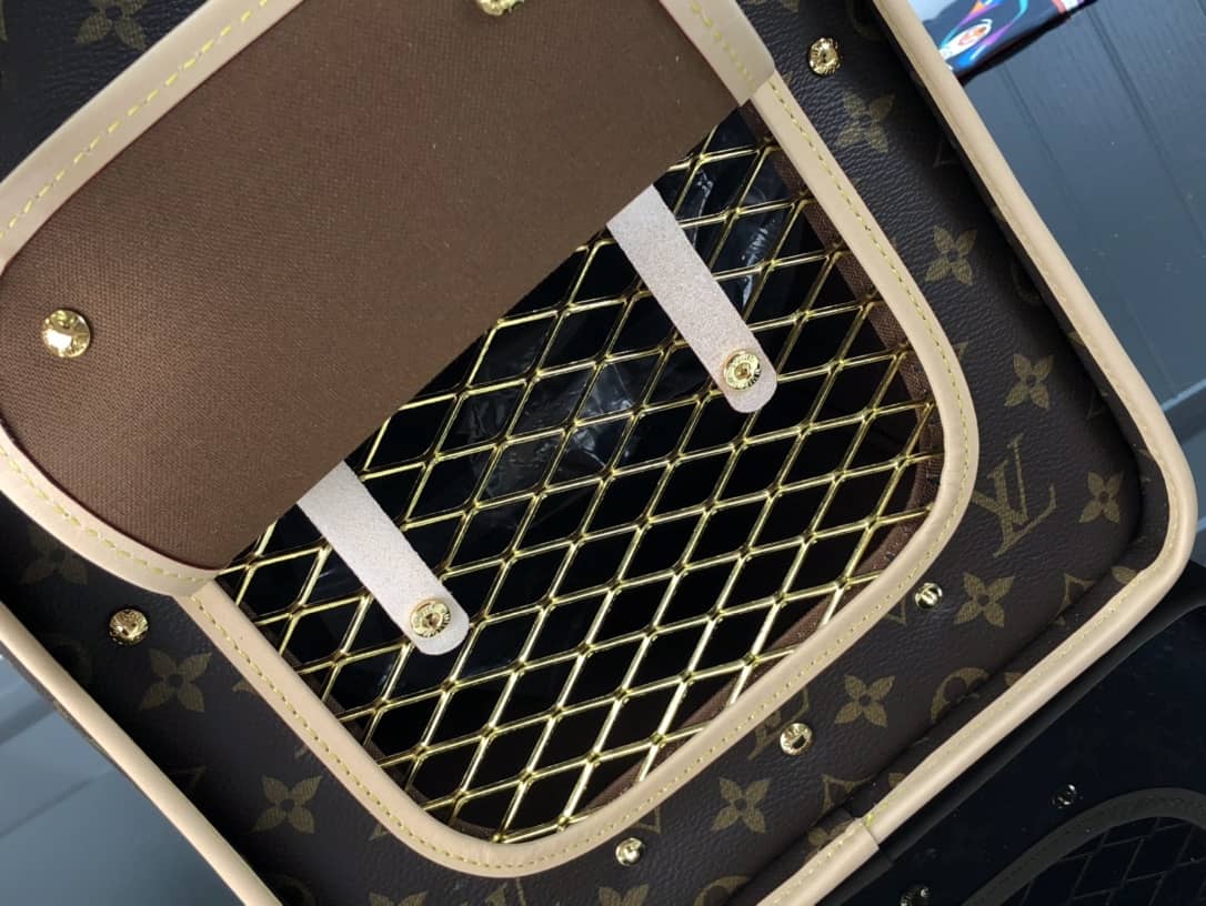 L0vis Vvtt0n Dog Carrier 40 Monogram M42024 Replica Tote