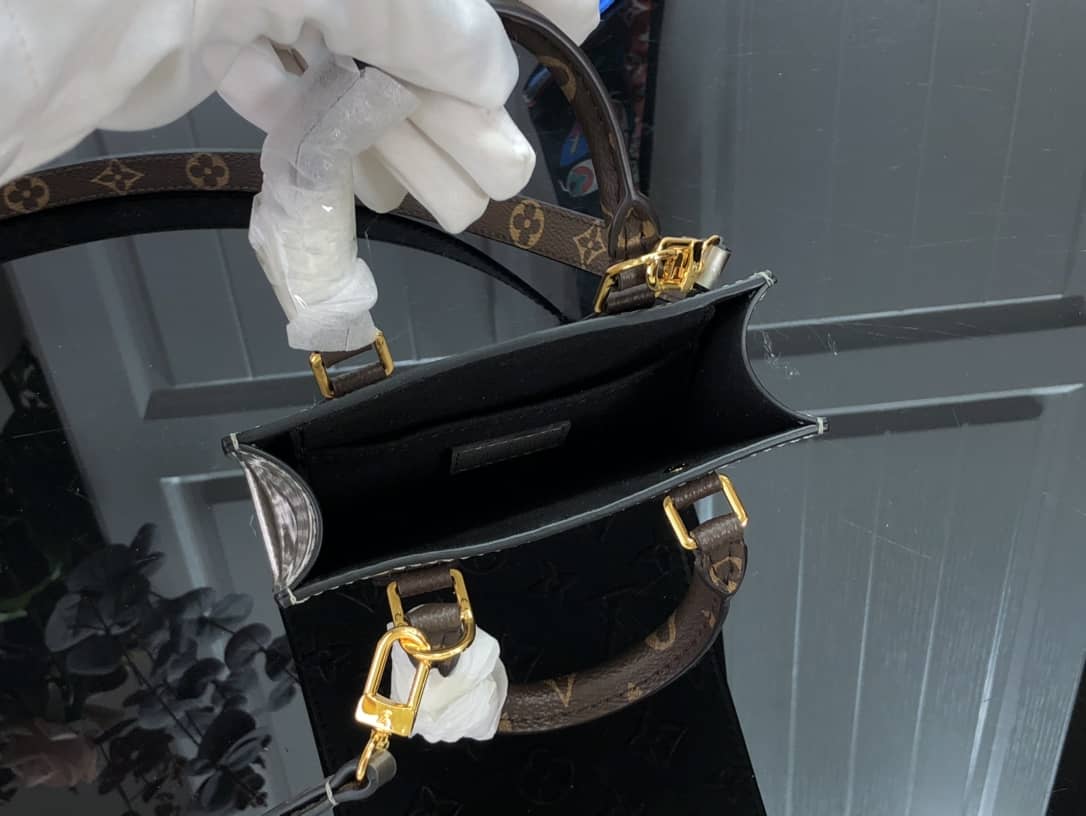 L0vis Vvtt0n Petit Sac Plat Flat Shoulder Bag Replica Gray M80169