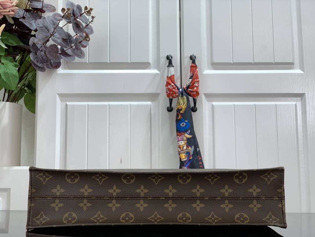 L0vis Vvtt0n Sac Plat Monogram Replica Tote M51140