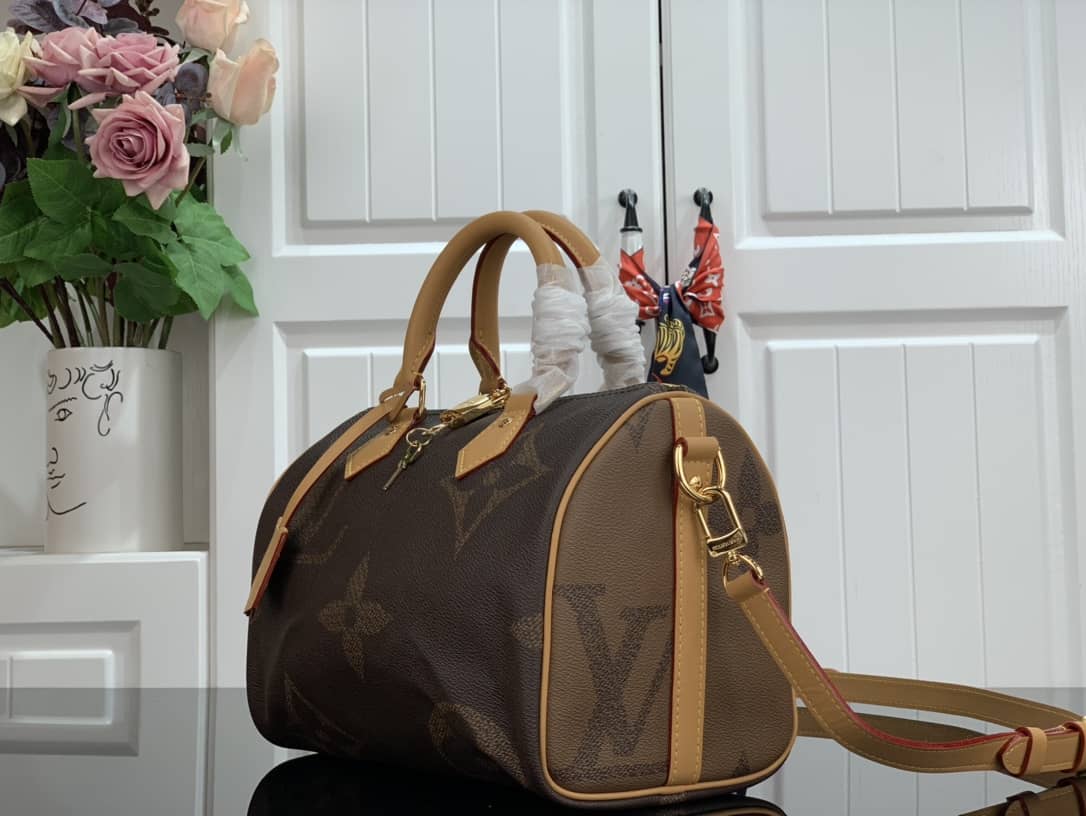 L0vis Vvtt0n Monogram Speedy Bandouliere 25 2way Bag Replica M41113