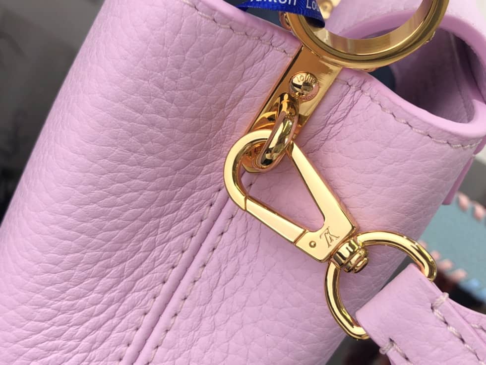 L0vis Vvtt0n Capucines Mini M57945 Replica Shoulder Bag