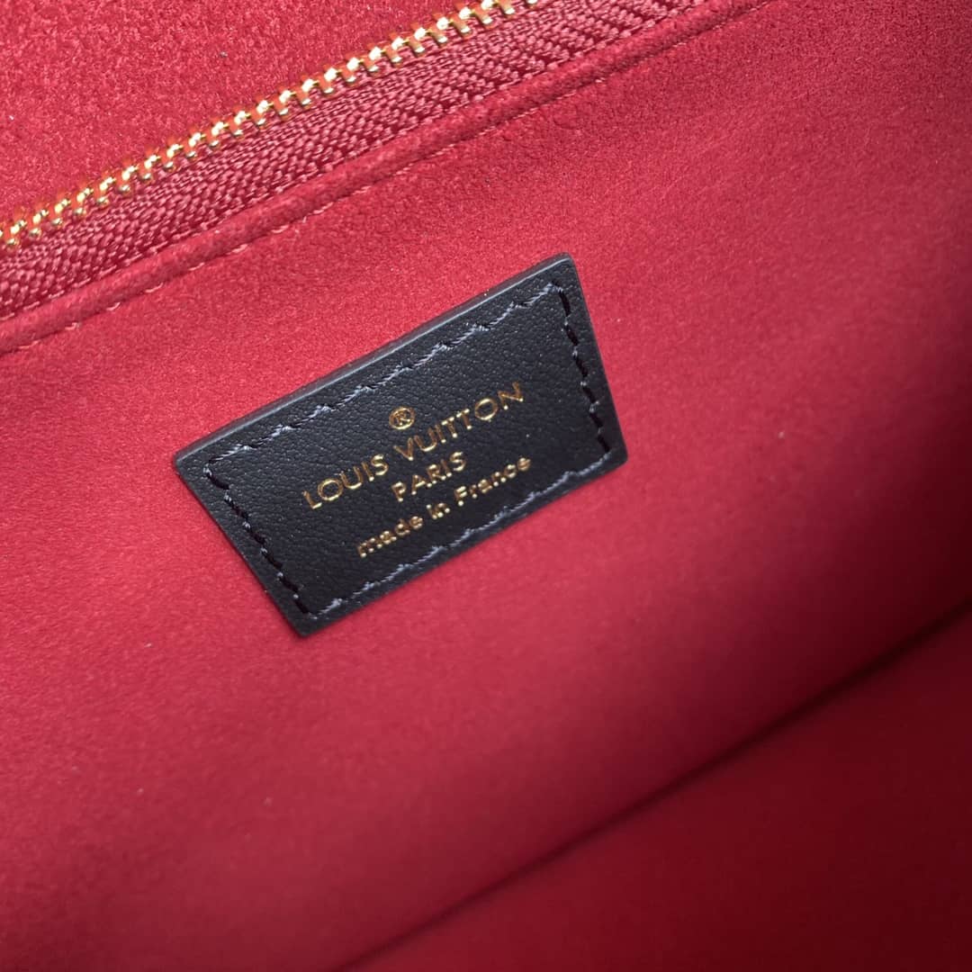 L0vis Vvtt0n Monogram Canvas Passy Replica Handbag M45592