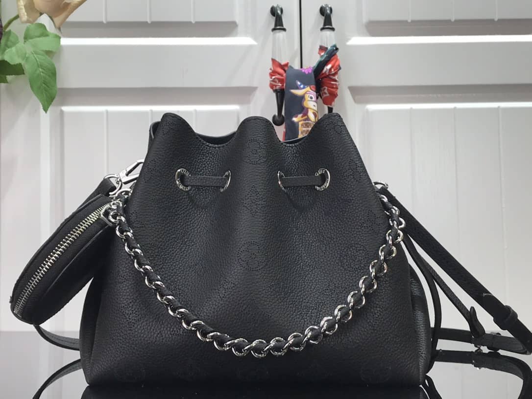 L0vis Vvtt0n Bella Mahina Magnolia Leather Replica Bag Black M57068