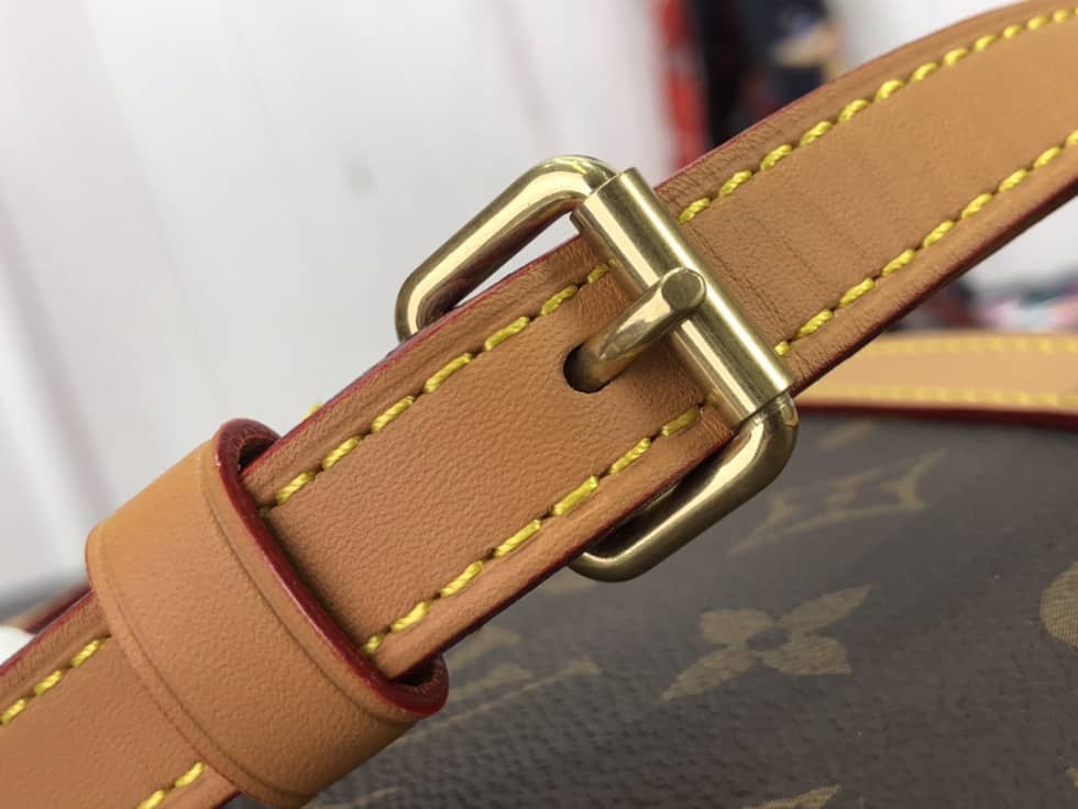 L0vis Vvtt0n Monogram Trocadero 23 Shoulder Bag M51276 Replica