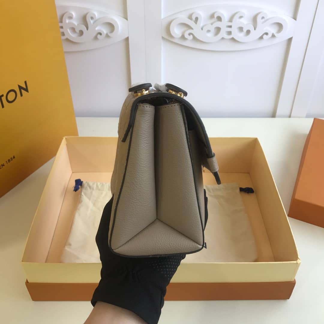 L0vis Vvtt0n Monogram Empreinte Vavin PM Chain Replica Shoulder Bag Khaki M44151