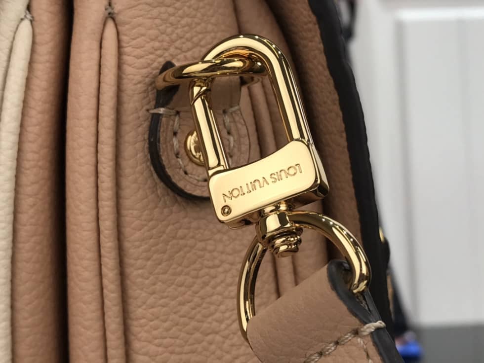 Best Replica L0vis Vvtt0n Pochette Metis Marine Leather M44071 Replica Shoulder Bag(ColaReps)