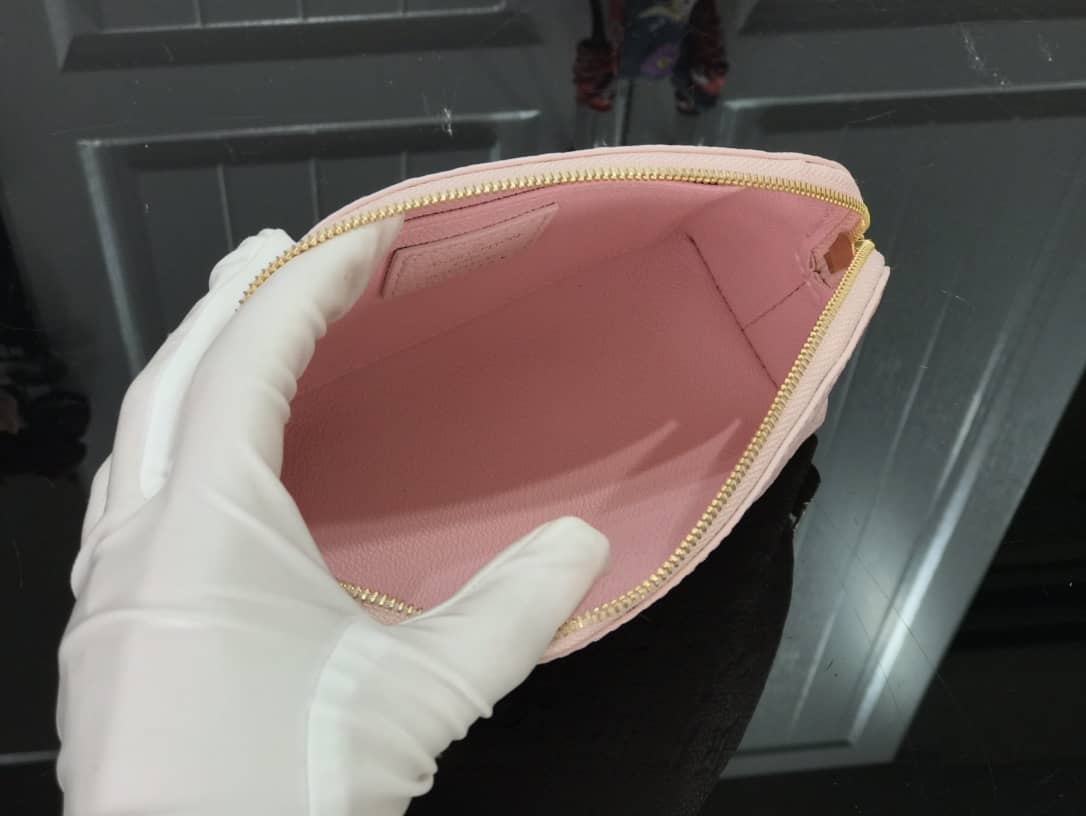 L0vis Vvtt0n Pochette Dupe Monogram Cosmetic Pouch  Pink M47515