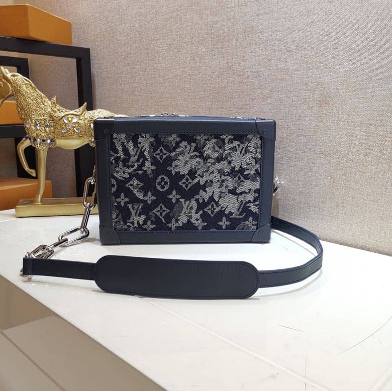 L0vis Vvtt0n Soft Trunk Monogram Canvas Replica Bag M57283