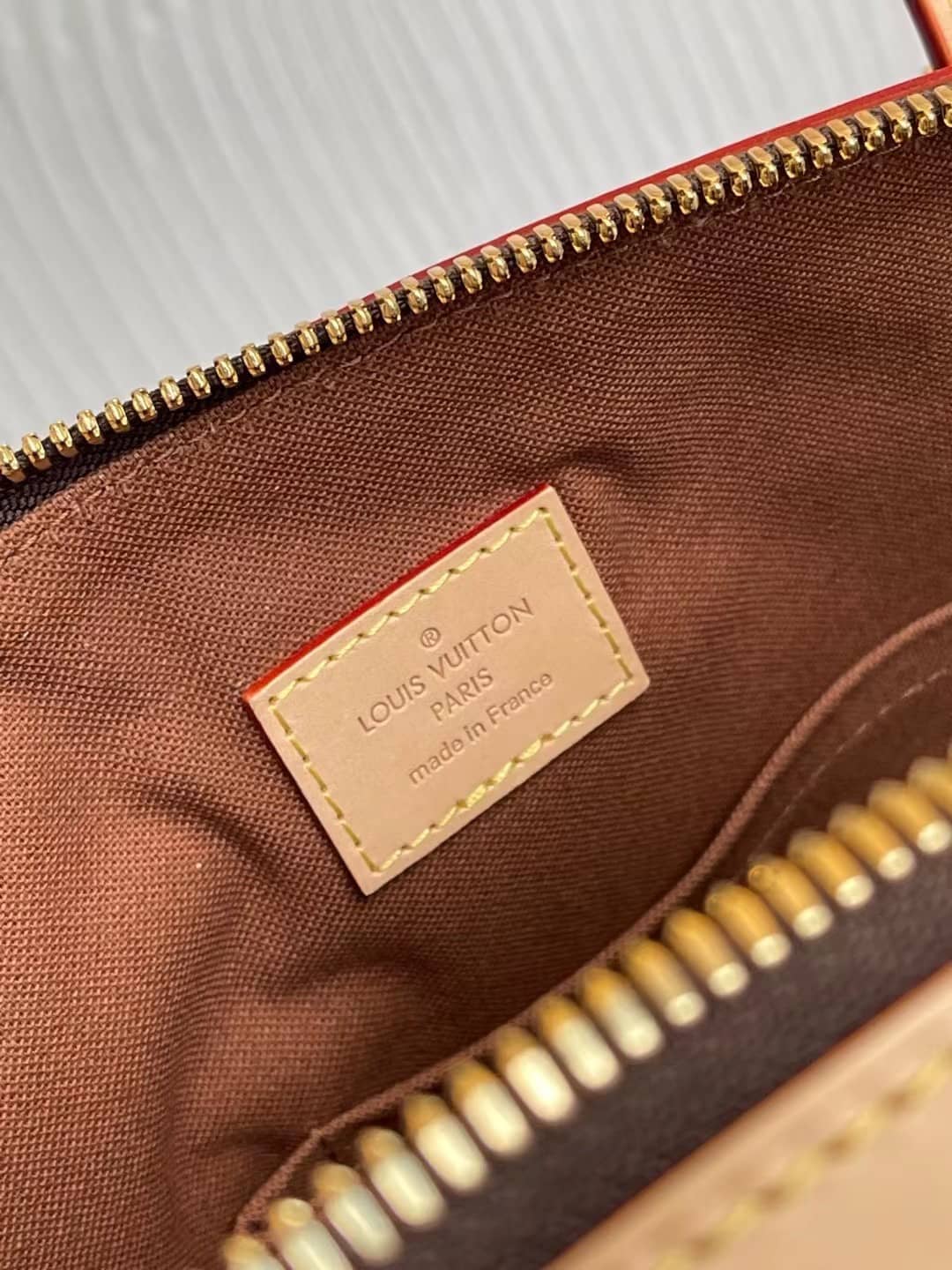 L0vis Vvtt0n Monogram Tivoli GM M40144 Replica Shoulder Bag