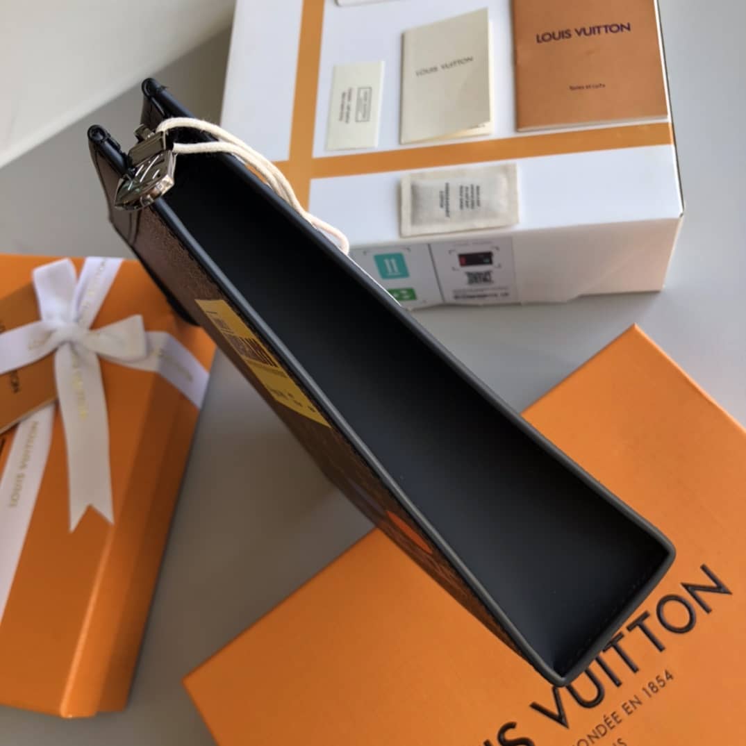 L0vis Vvtt0n Monogram Eclipse Canvas Replica Pochette Voyage MM Brown M61692