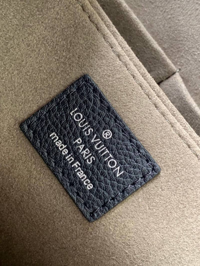 L0vis Vvtt0n Laurier Toffee Latte MyLockme Bag Replica M55323