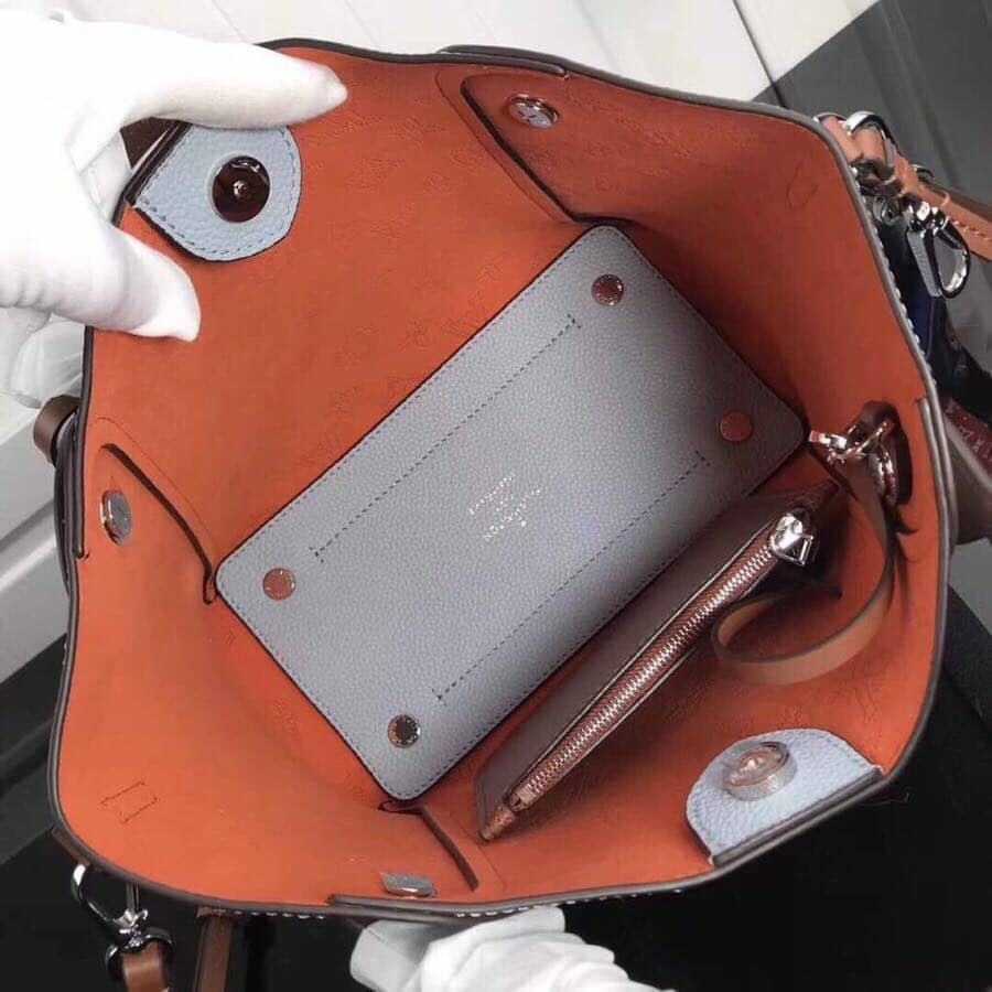 L0vis Vvtt0n Mahina Hina PM Leather Tote Replica Blue M54353