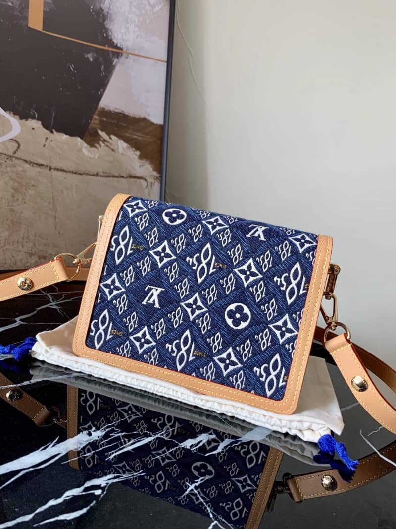 L0vis Vvtt0n Since 1854 Jacquard Pattern Dauphine MM Replica Shoulder Bag Blue M57211