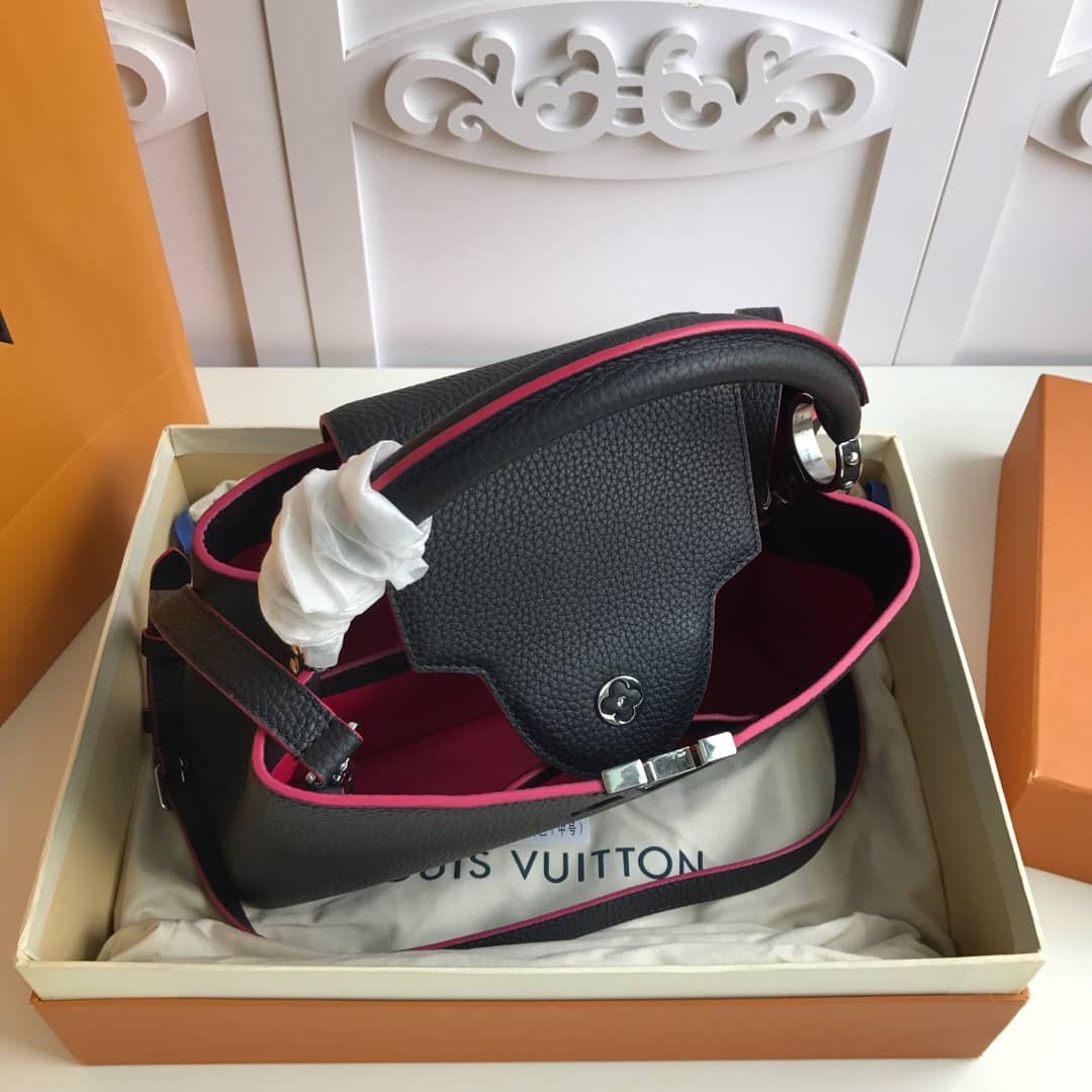 L0vis Vvtt0n Capucines Taurillon Leather PM Tote Replica Black M42245