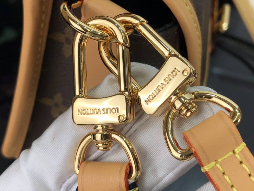 L0vis Vvtt0n Diane Monogram M45985 Replica Crossbody Bag