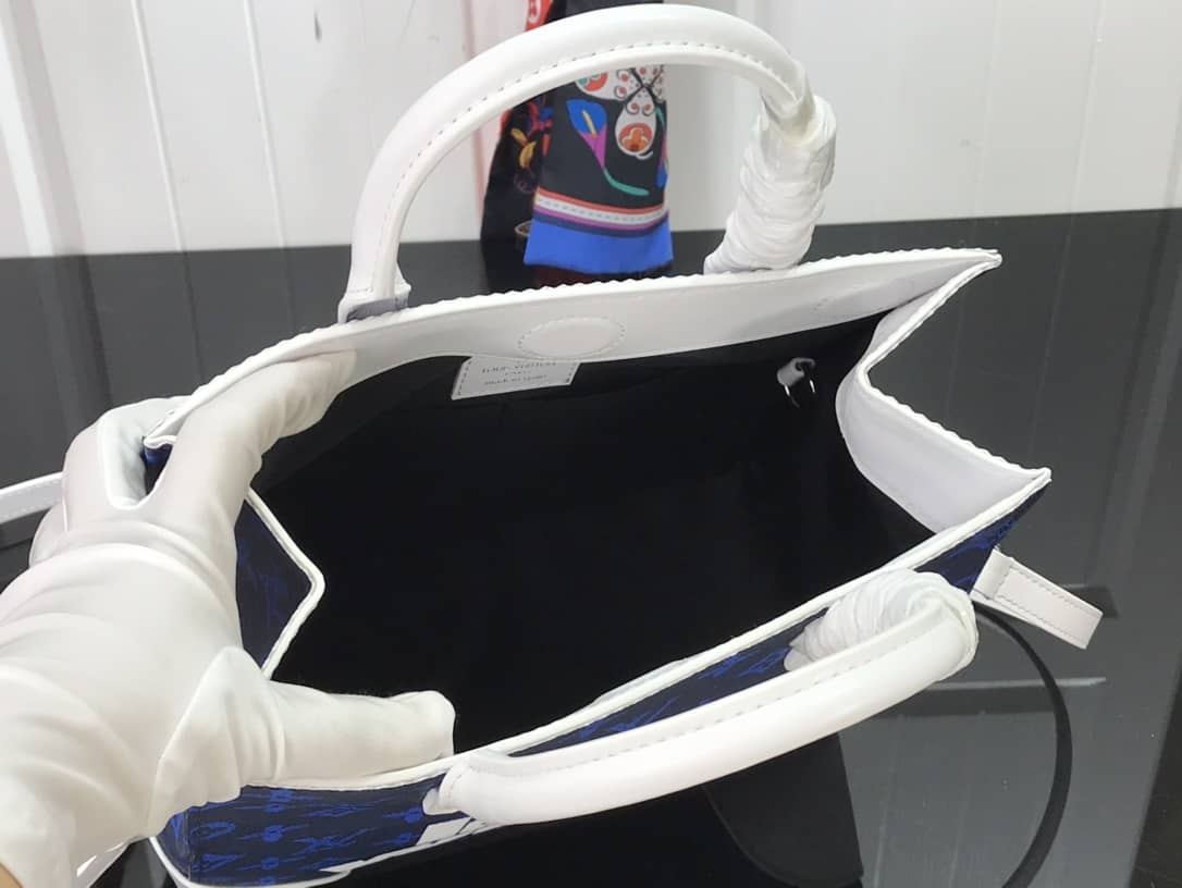 L0vis Vvtt0n Vintage Litter Bag Monogram Canvas Everyday Signature Replica