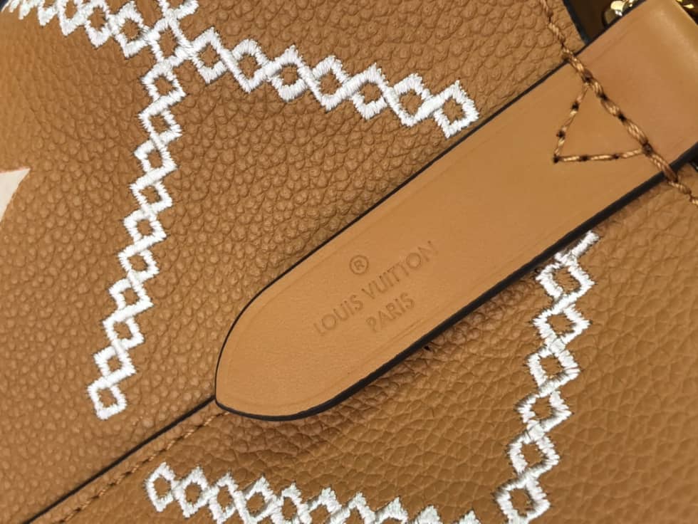 L0vis Vvtt0n NeoNoe MM Brown M46023 Replica Bucket Bag