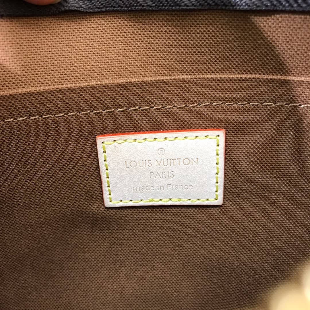 L0vis Vvtt0n Monogram Canvas Multi Pochette Replica Green M44823