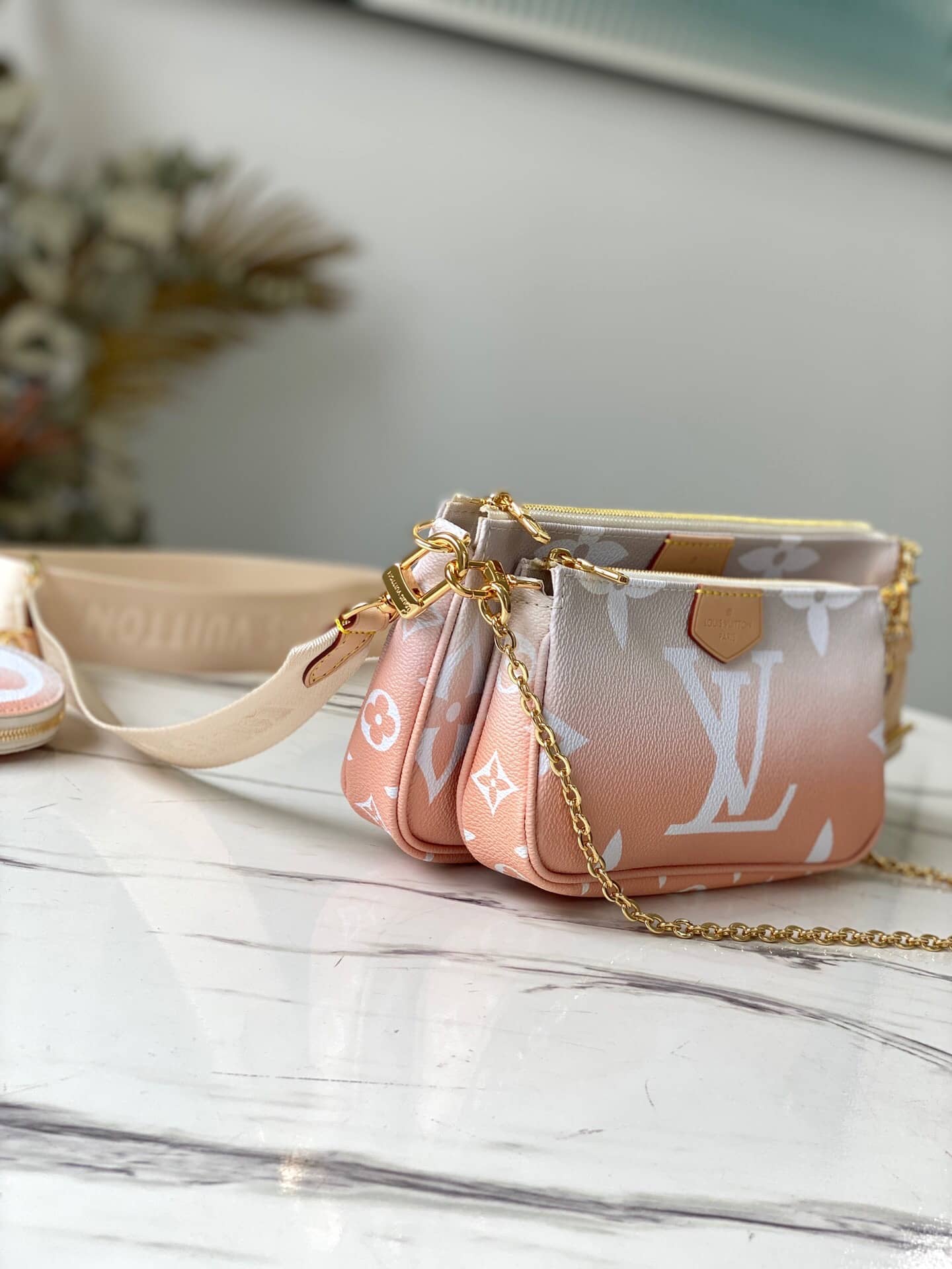 L0vis Vvtt0n Multi Pochette Accessoires Monogram Calfskin Replica Bag M57634