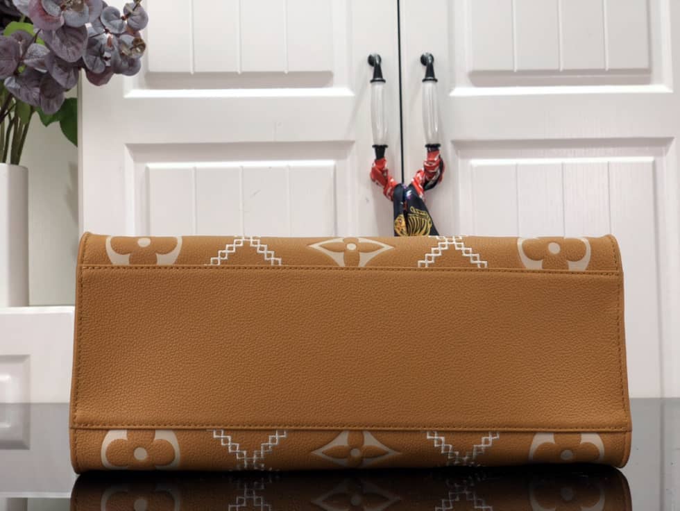 L0vis Vvtt0n Onthego MM Monogram Empreinte M46015 Replica Tote