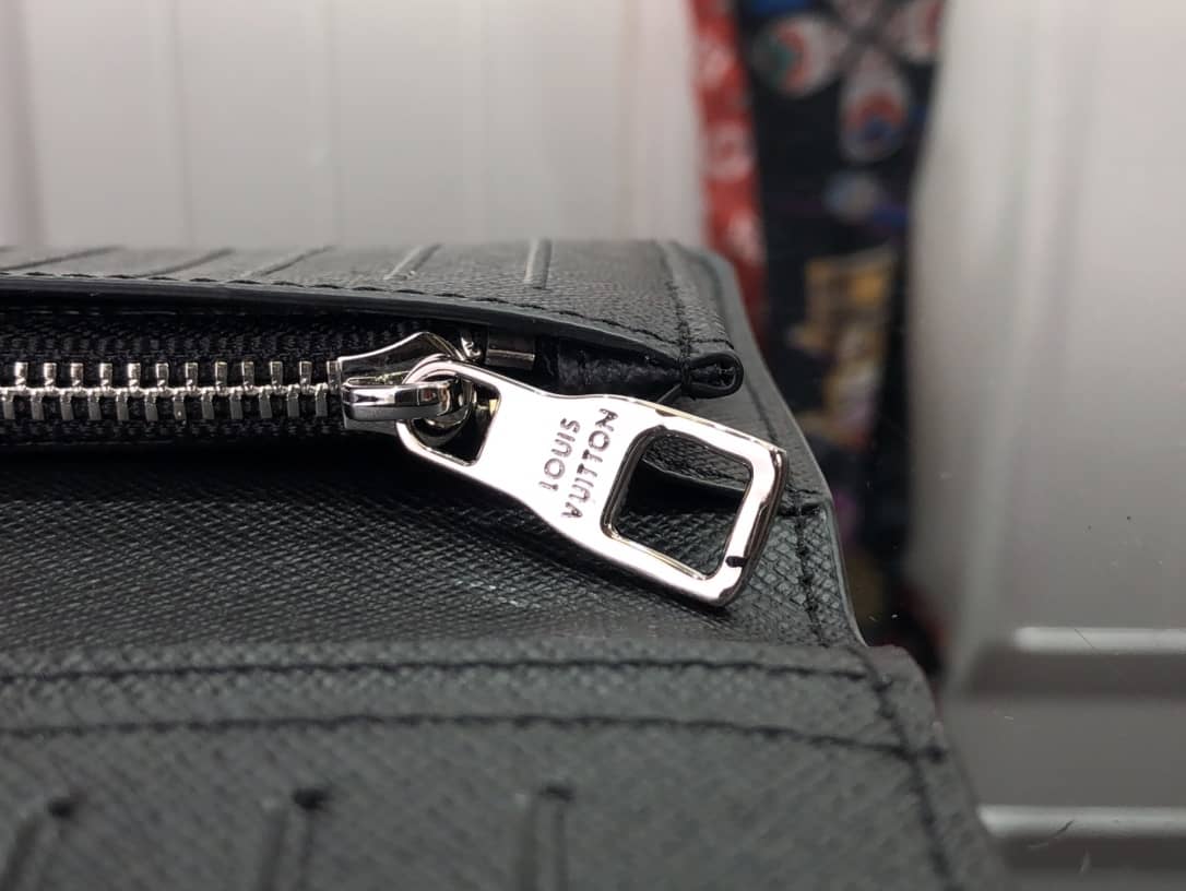 L0vis Vvtt0n Sunset Monogram Multicolor Voyage Replica Pochette Blue M45941