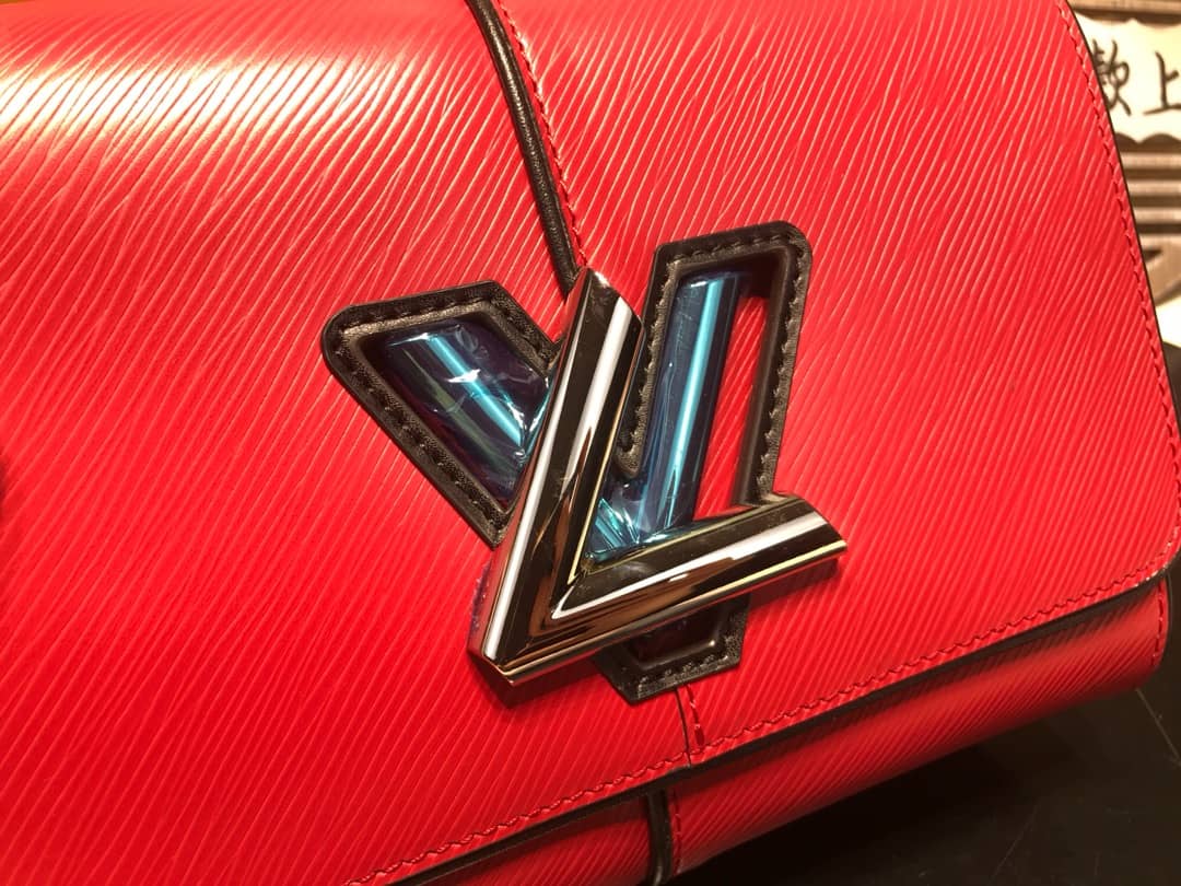 L0vis Vvtt0n Replica Bags Twist PM Epi Leather Replicas Handbag Red