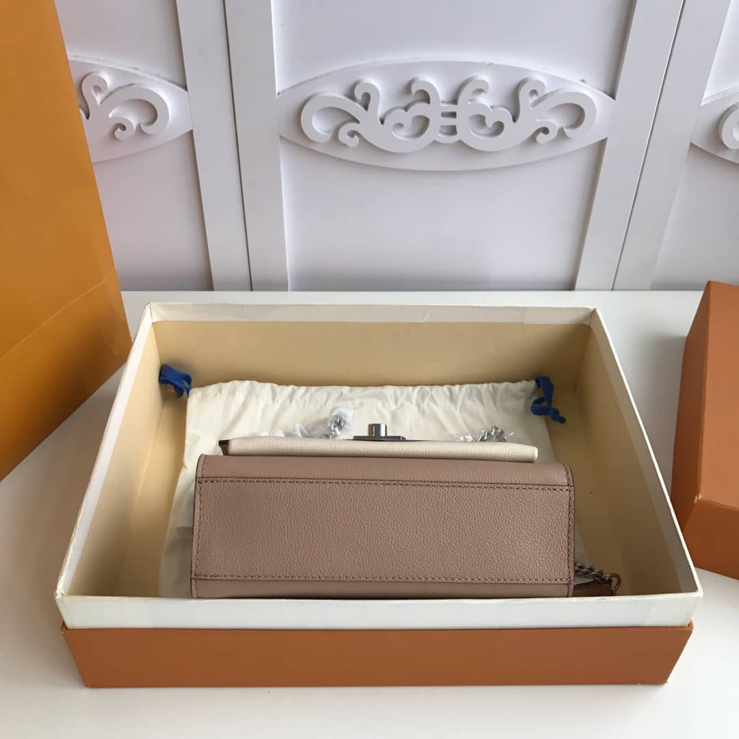 L0vis Vvtt0n MyLockMe BB Calf Chain Replica Shoulder Bag Apricot White M51418