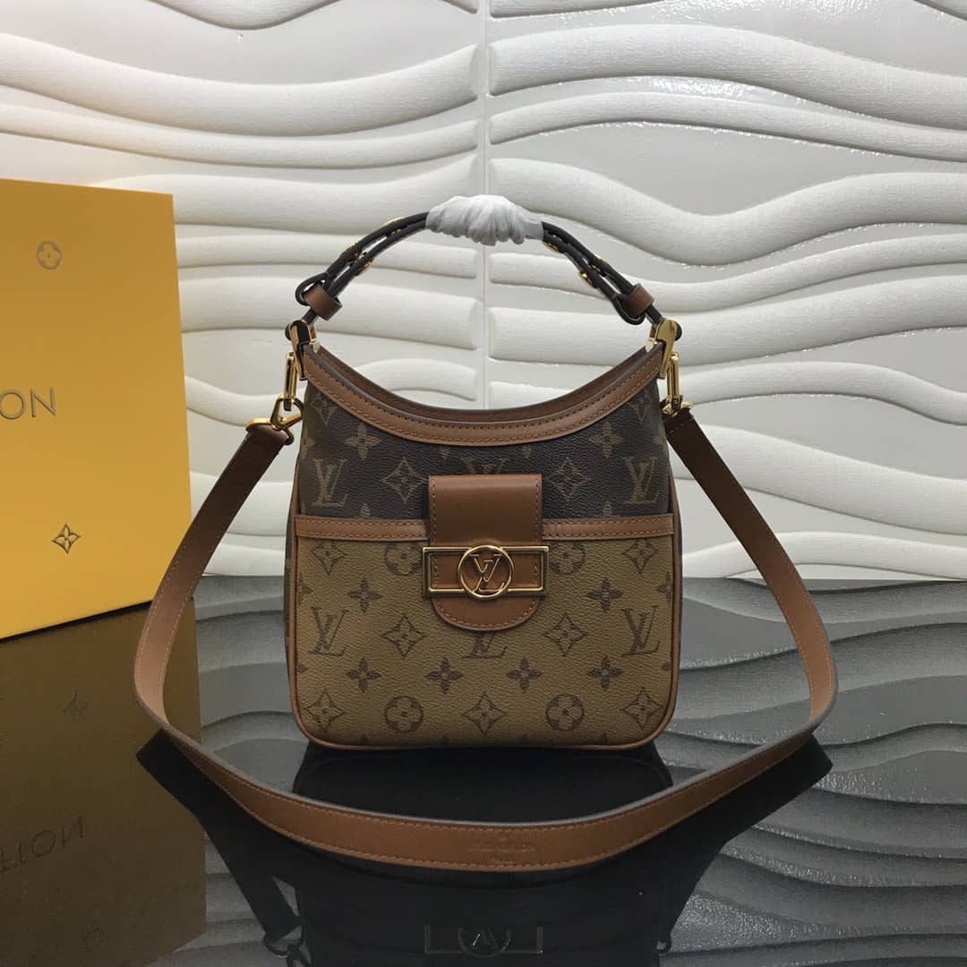 L0vis Vvtt0n Monogram Dauphine MM Replica Hobo M45195