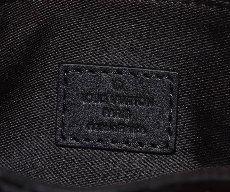 L0vis Vvtt0n S Lock Sling Crossbody Bag Replica Black M58487