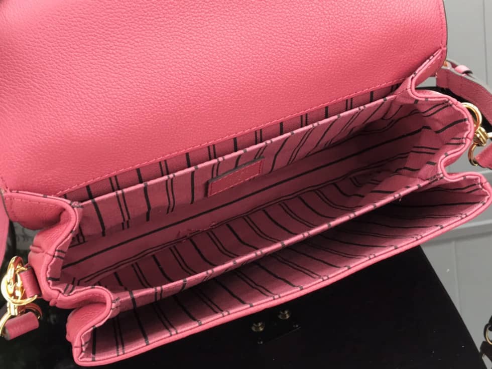 Best Replica L0vis Vvtt0n Pochette Metis Marine Leather Rose M44071 Replica Shoulder Bag(ColaReps)