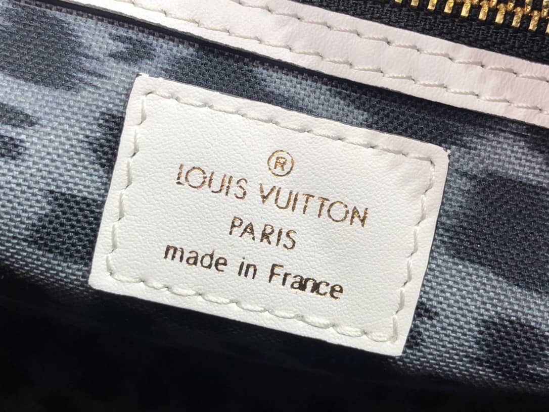 L0vis Vvtt0n Replica Bags Speedy Bandouliere 25M45828