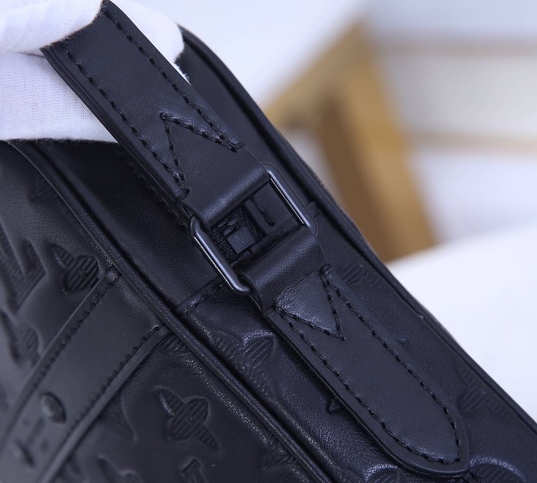 L0vis Vvtt0n Danube Slim Monogram Shadow Crossbody Bag Replica M44972